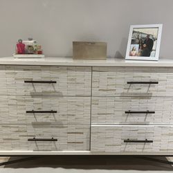 West Elm dresser- Good Condition 