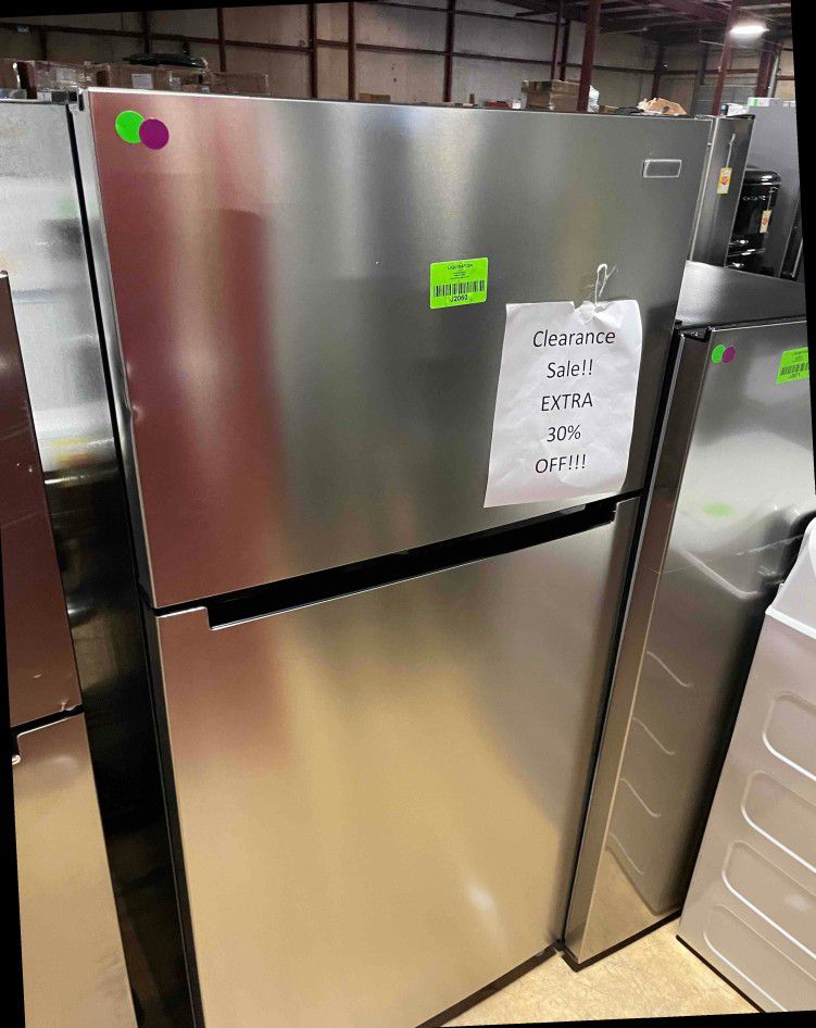 VISSANI MDTF18SSR 18 cu. ft. Top Freezer Refrigerator in Stainless Steel OA7X 