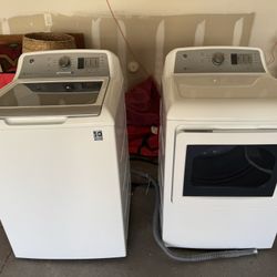 GE Washer & Dryer Set – 1 Year Old – Works Perfectly