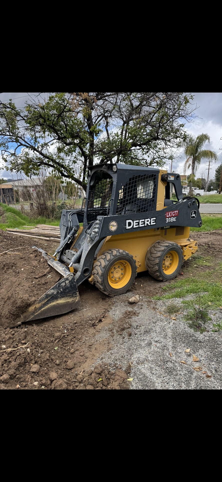 John Deere 320 318e