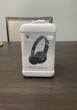 Beats Solo 4 Wireless Headphones