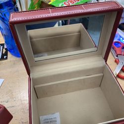 Jewlery Box With Mirror