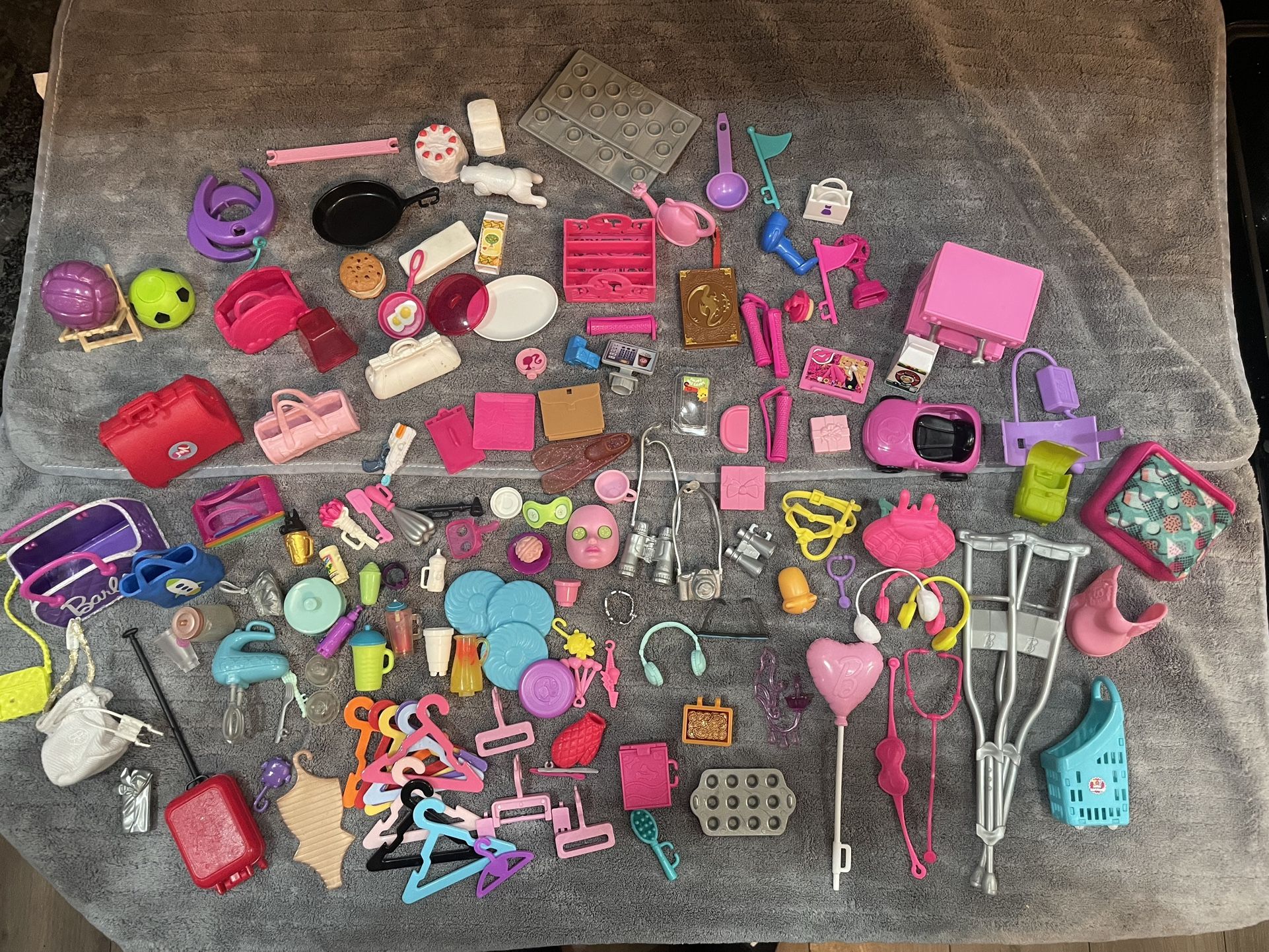 Barbie Mattel Accessories Crutches Mixer Purses Balloon Lot
