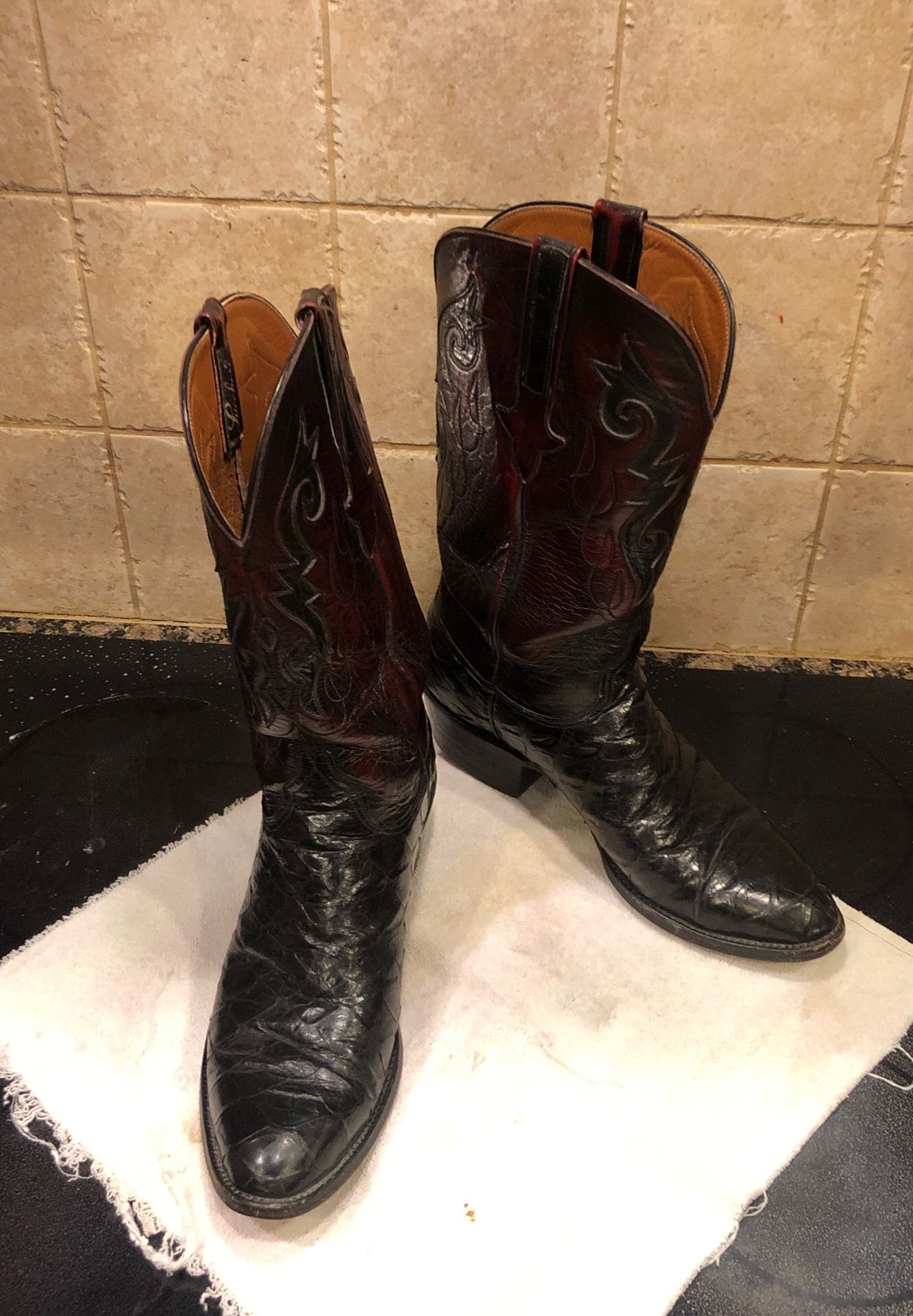 Lucchese exotic anteater boots 9 1/2