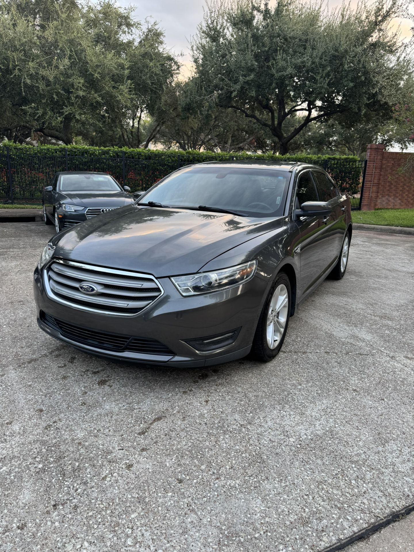 2015 Ford Taurus
