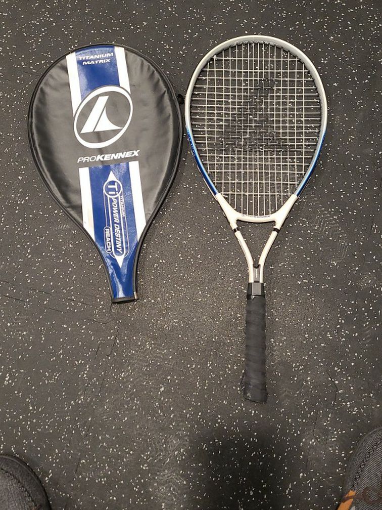 Prokennex Tennis Racket With Case