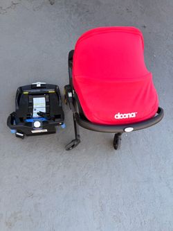 Doona car seat/ stroller combo