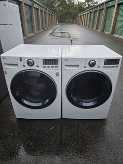 LG electric Washer and dryer running perfect