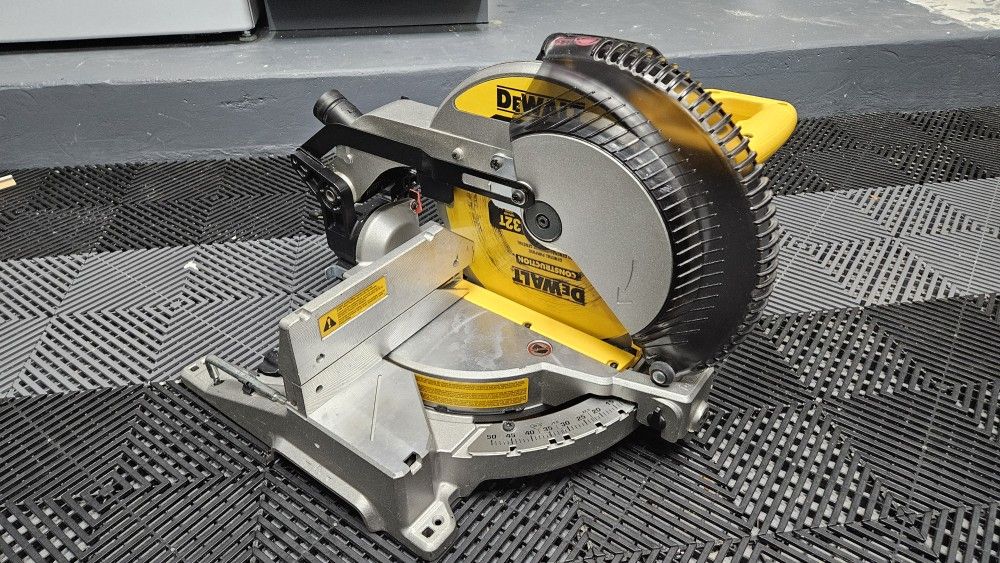 15 Amp 12 in. Compound Miter Saw