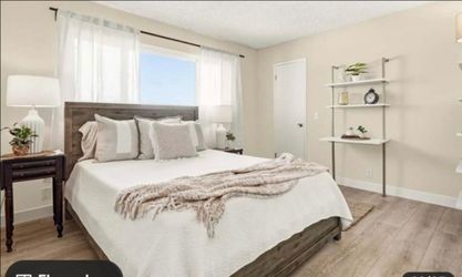 Wood bed frame