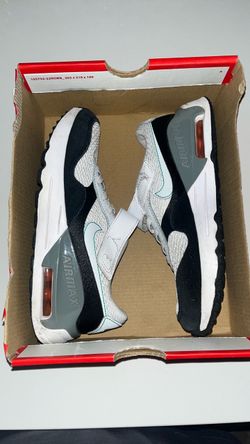 Nike kid shoes size 3
