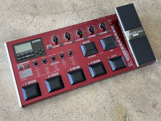 Korg Toneworks AX3000B Bass Multi Effects Pedal