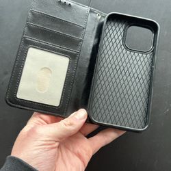 Magnetic Detachable Wallet Case for iPhone 13 Pro