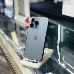 iPhone 13 Pro (Factory Unlocked) 