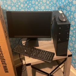 Gaming PC / regular pC And gaming Table 