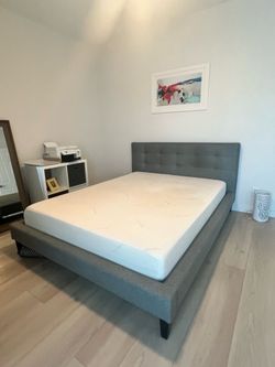 Tempur Pedic + Queen Platform Bed
