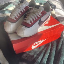 Nike Cortez Size 11 $40