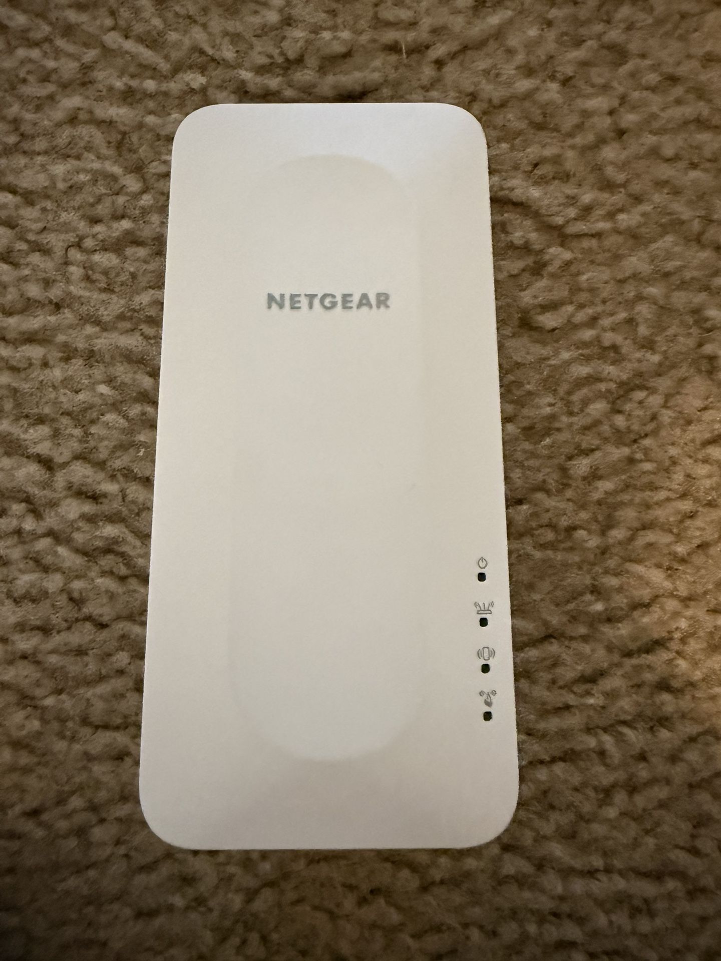 Netgear AX1800 Mesh Extender