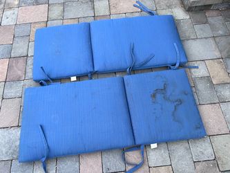 2x blue chaise cushion Located in concord Some stains (easily cleaned ) No rips or tears Measures: 46” long; 19” wide $45 or best offer for the t
