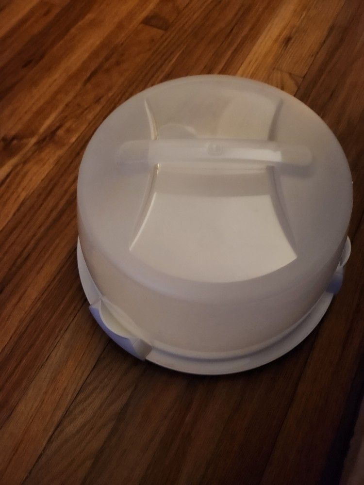 Cake Carrier