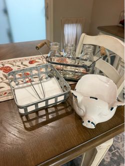 Farmhouse Decor