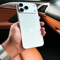 Brand New iPhone 17 (((Pro Max 2TB UNLOCKED))) Any Company