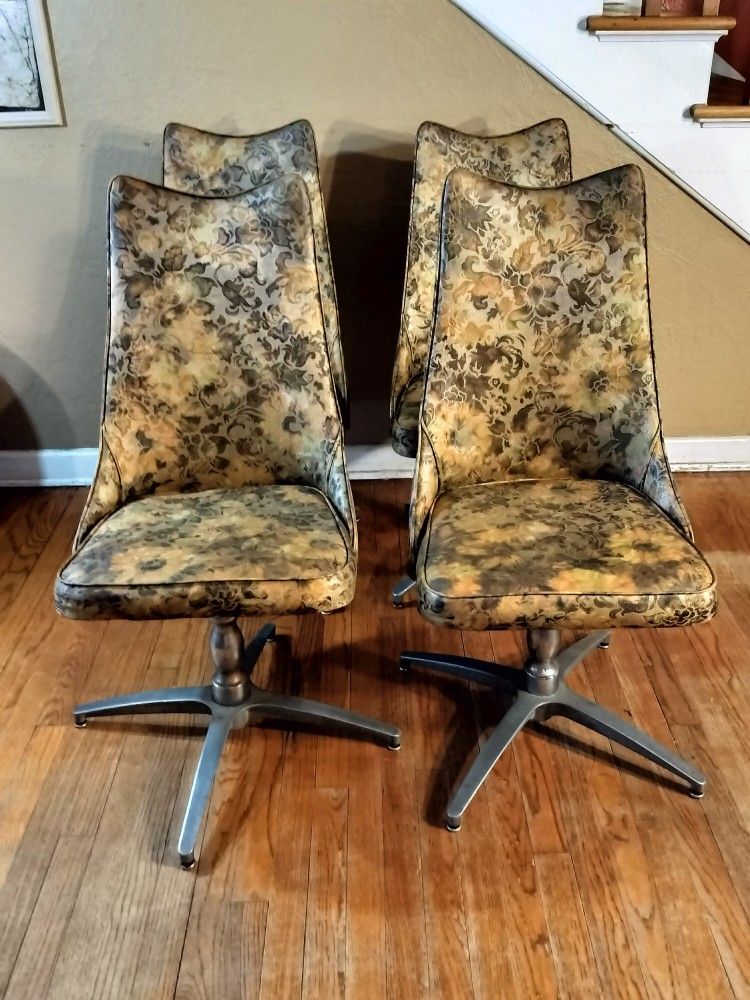 Vintage Mid Century Set of 4 Swivel Floral Gate City Dining Chairs With Steel and Chrome Bases.See Full Description