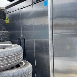 Show cases with lights and freezers
