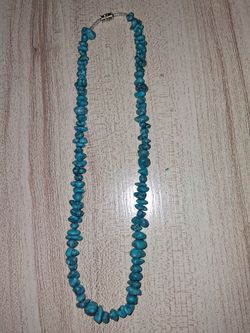 Vintage 1970's hard resin faux turquoise  necklace screw clasp