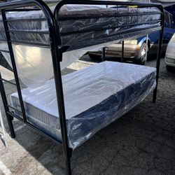 Litera Twin Size Nueva En Su Caja Incluye Colchones 