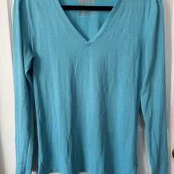 Nike blue v neck long sleeve M