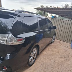 2013 Toyota Sienna