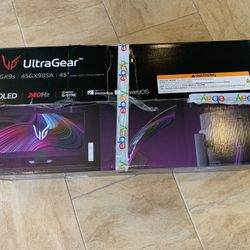 LG UltraGear 45” OLED QHD Curved Gaming Monitor 45GX90SA-B 