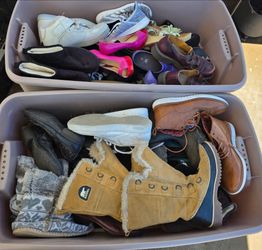 Mixed Women’s and men's shoes like 60 pairs