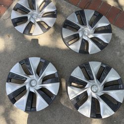Tesla Model Y Wheel Covers