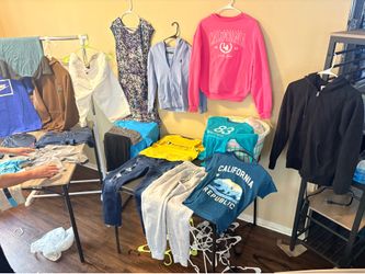 Resell bundle of clothes
