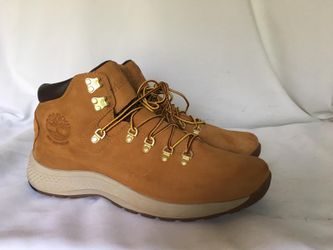 New Timberland Boots waterproof for men Sz 11.5