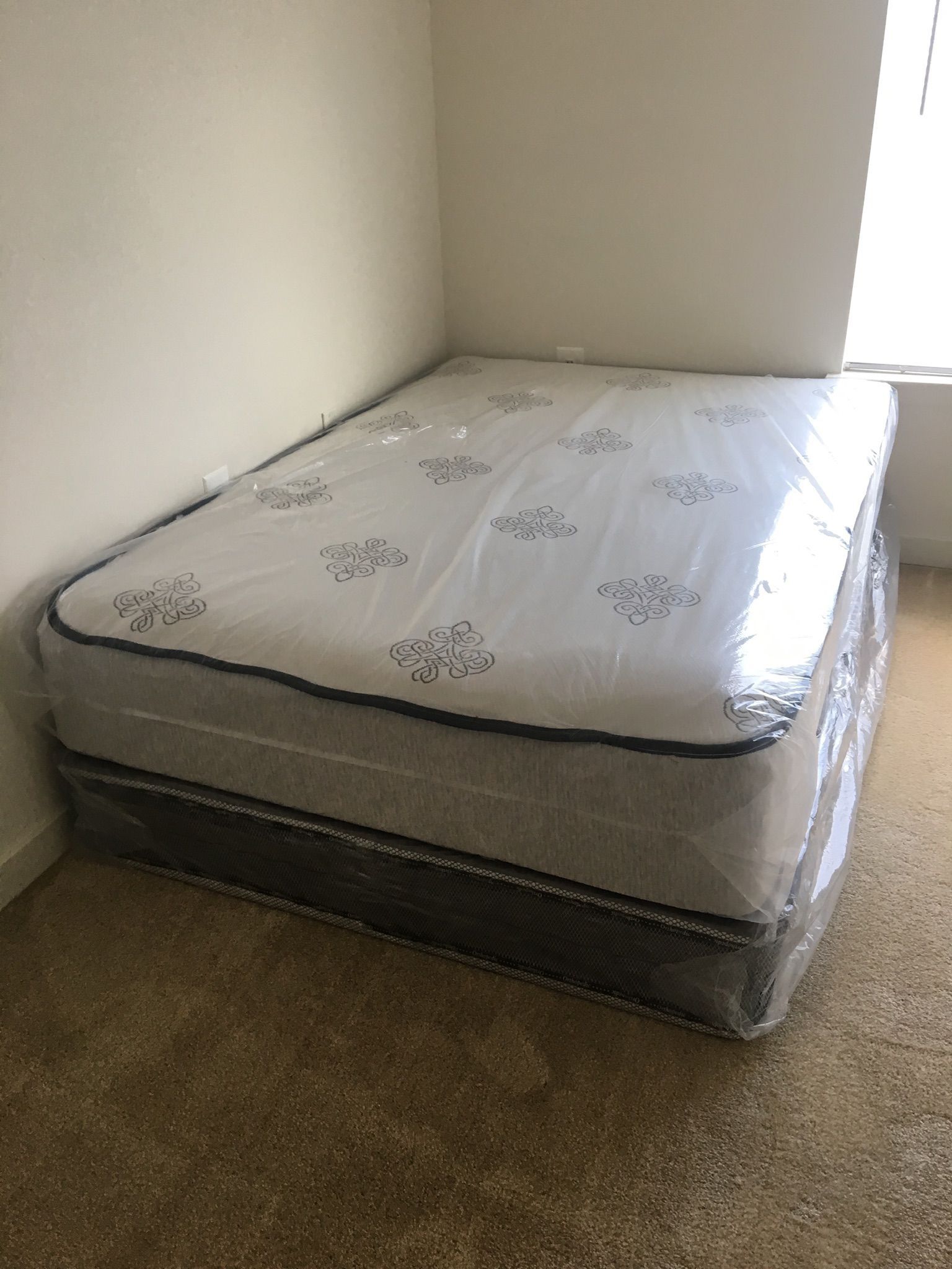 Queen Mattress Come With Free Box Spring - Same Day Delivery 