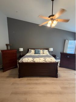 Cal King Bedroom Set