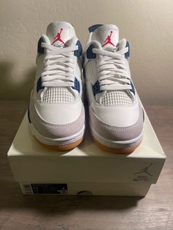 Jordan 4 Navy SB - Size 8.5m