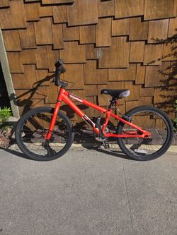 Free Agent Champ 20" BMX Bike – Bright Orange