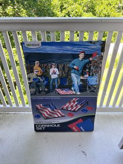 USA Cornhole Set (Brand New)