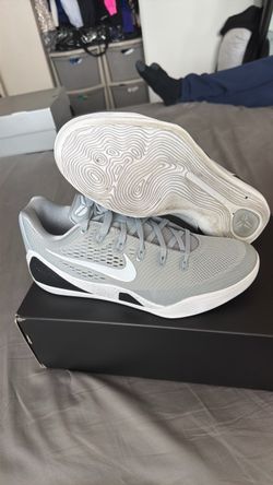 Kobe 9 protro size 10.5