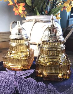 Vintage ~ 1970 ~ Avon ~ CAPITAL DECANTERS