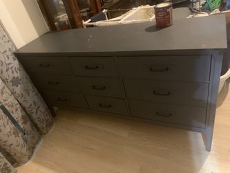 9 Draw Dresser With Mirror