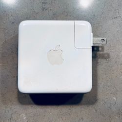 MacBook 61W USB-C Power Adapter