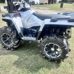 2016 Polaris Sportsman high lifter 570