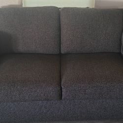 Jerome’s Loveseat Couch