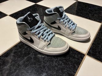 Jordan 1 mid