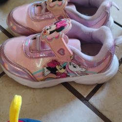 Kids Shoes. Like New 